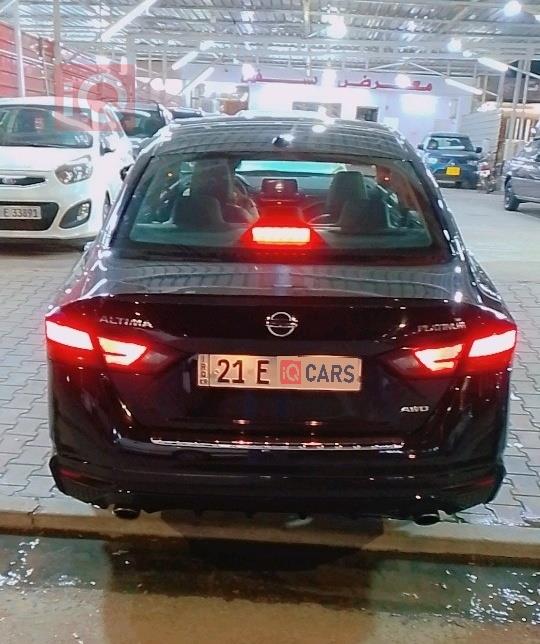 نيسان ألتيما